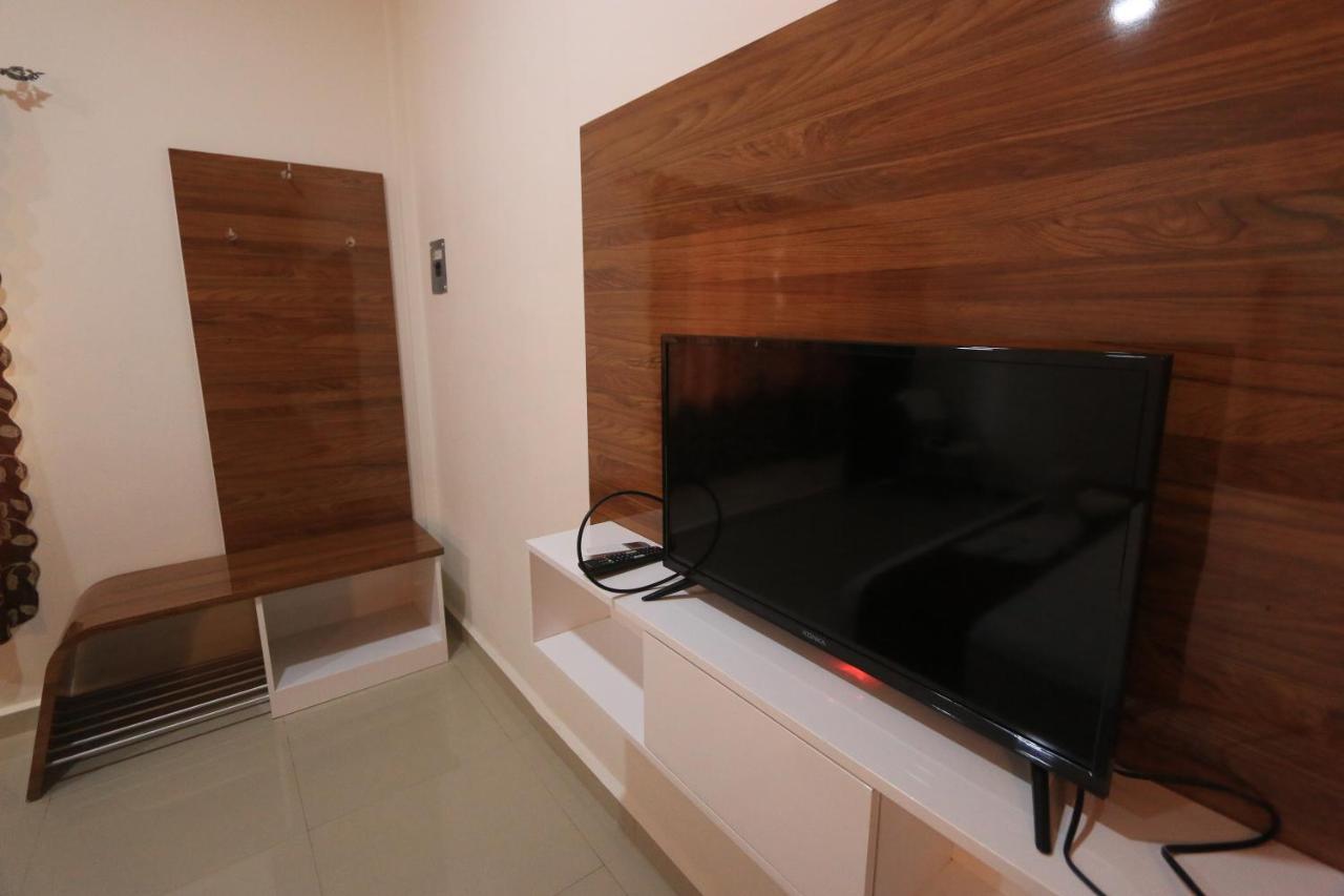 Hotel Margarita בקאלאר מראה חיצוני תמונה