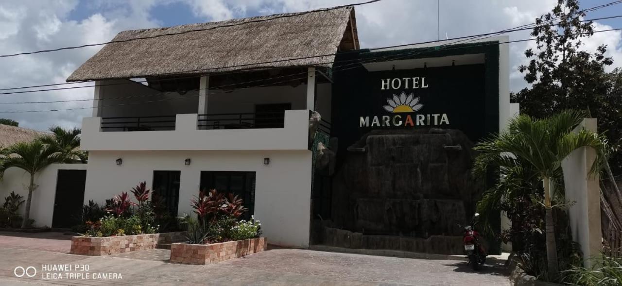 Hotel Margarita בקאלאר מראה חיצוני תמונה